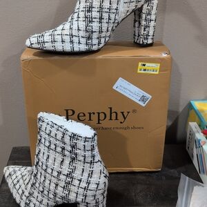 Perphy Tweed Ankle Boots in Black and White